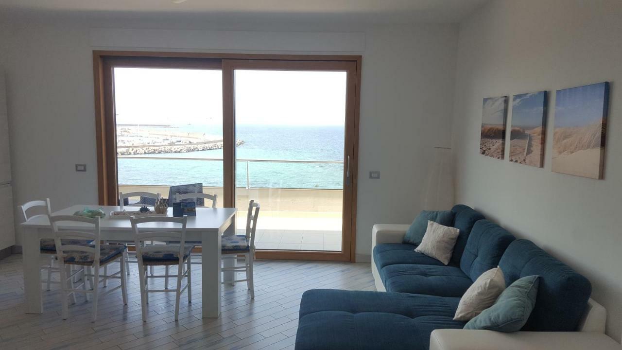 Casa Vacanze Lungomare Порто-Торрес Екстер'єр фото